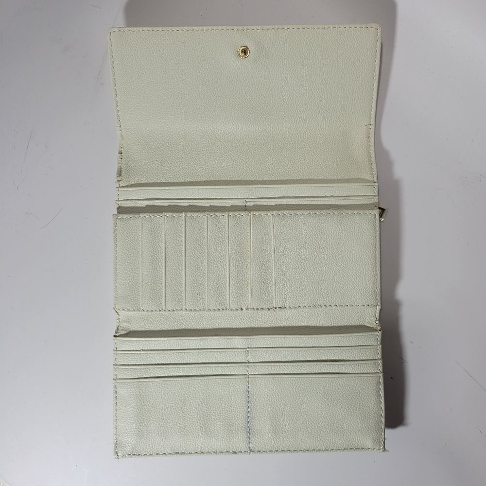 Calvin Klein Cream Wallet  - Picture 4 of 15